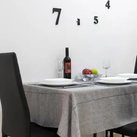 Apartment C3 Modern Spartan Sparta